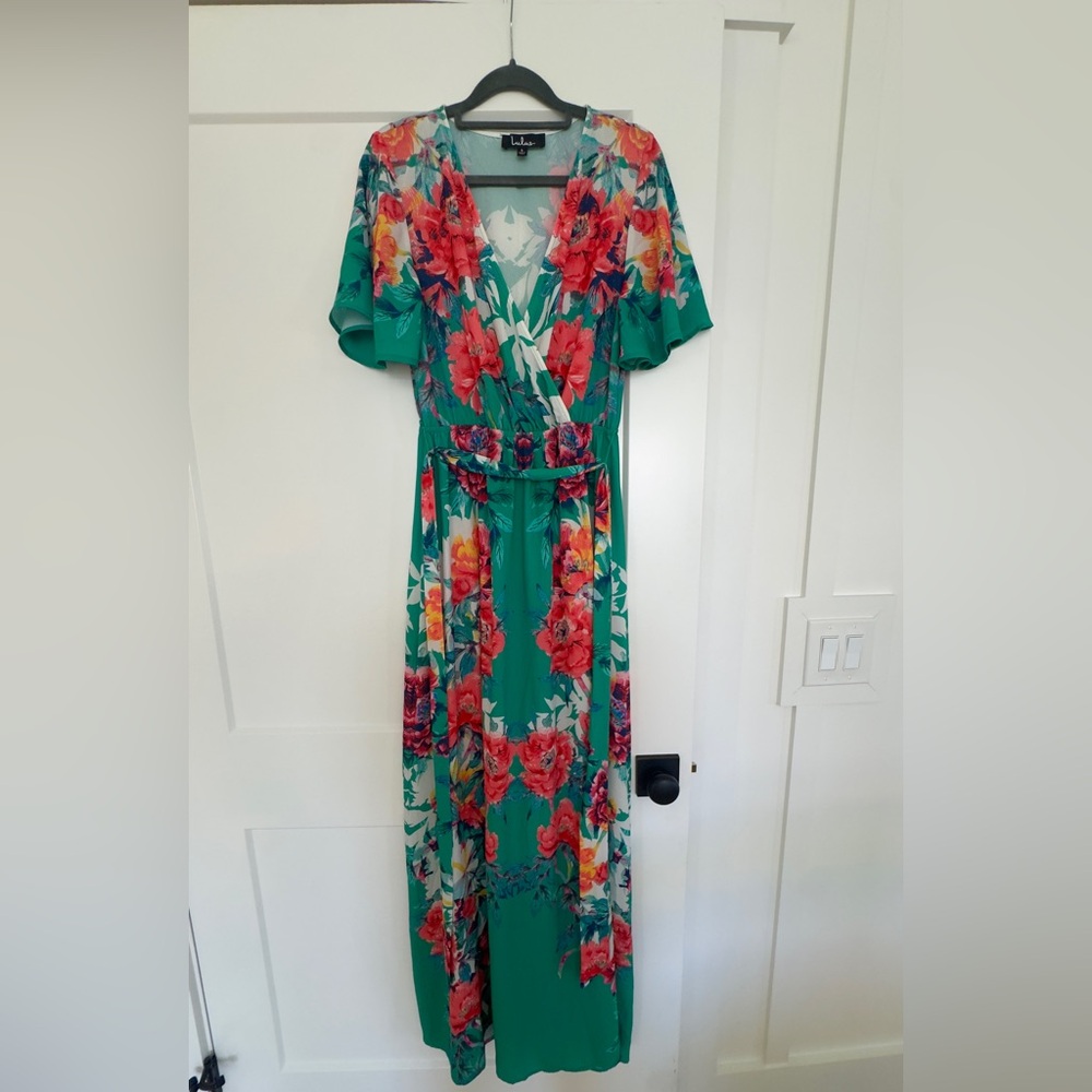 Lulu's Vibrant Floral Maxi Dress